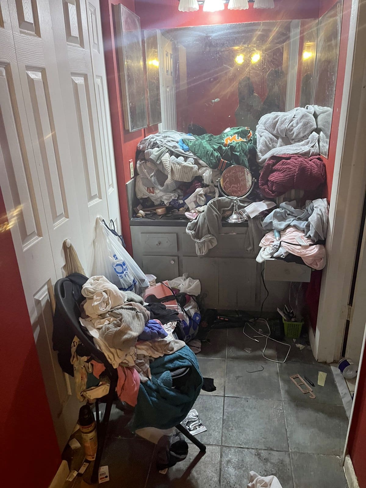 How Neighbors Can Help a Hoarder